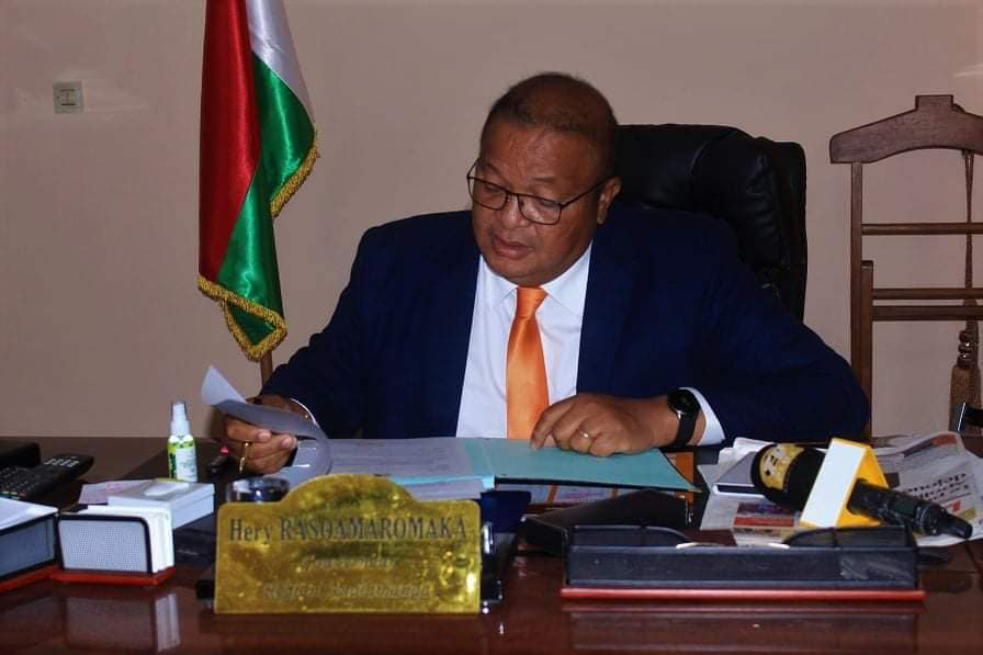 gouverneur_